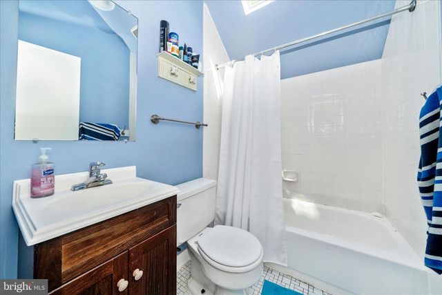 9328 GARDEN CT, Potomac, MD 20854