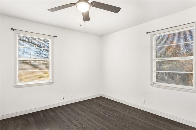 209 Kessler Drive, Granbury, TX 76048