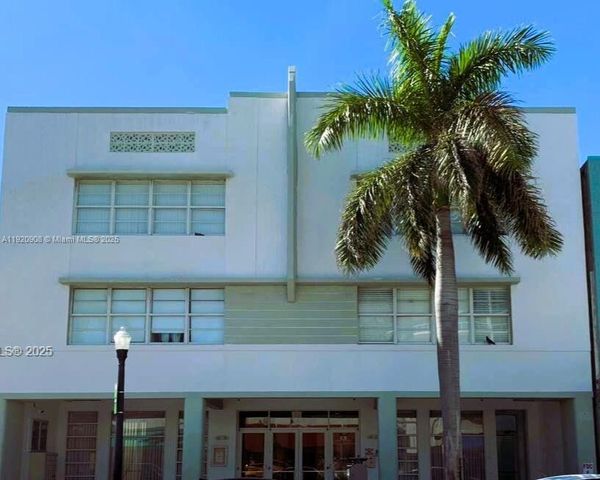 7326 Collins Ave 205, Miami Beach, FL 33141