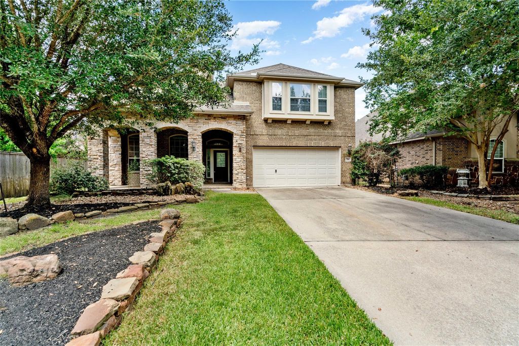 214 Pinto Point Drive, Spring, TX 77389