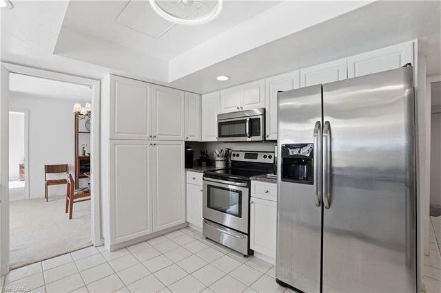 3878 SE 7th PL, Cape Coral, FL 33904