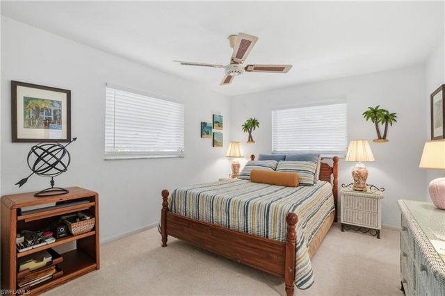 3878 SE 7th PL, Cape Coral, FL 33904