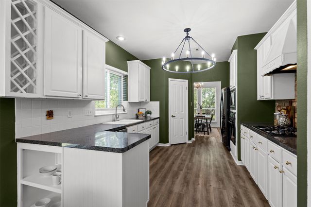 7000 Colberg CT, Austin, TX 78749