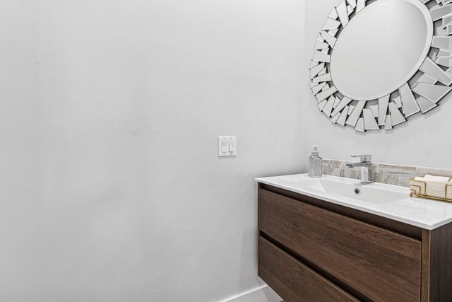 5183 NW 25th Way, Boca Raton, FL 33496