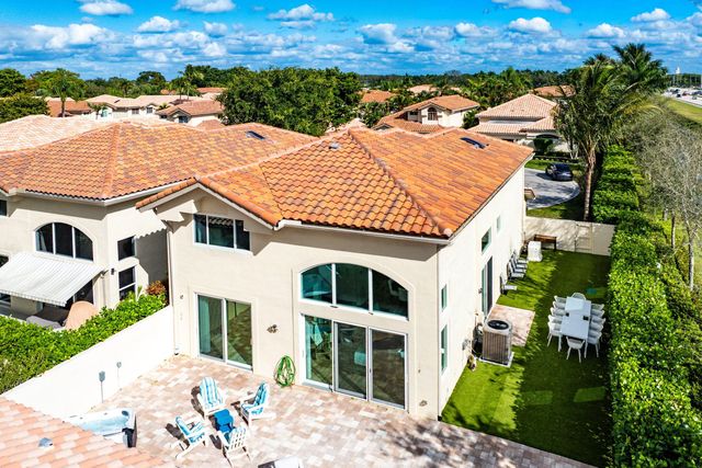 5183 NW 25th Way, Boca Raton, FL 33496