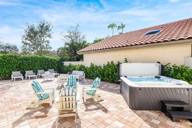 5183 NW 25th Way, Boca Raton, FL 33496