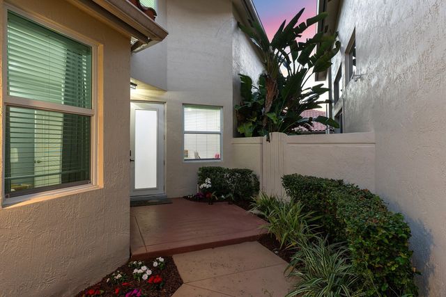 5183 NW 25th Way, Boca Raton, FL 33496