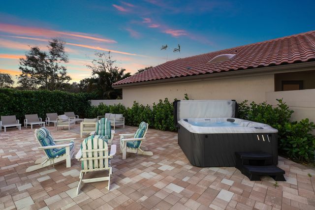 5183 NW 25th Way, Boca Raton, FL 33496