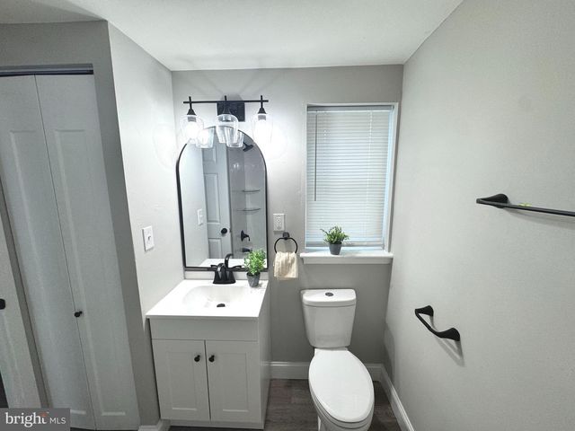 1001 N CHURCH ST, Wilmington, DE 19801