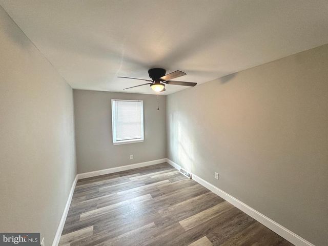 1001 N CHURCH ST, Wilmington, DE 19801