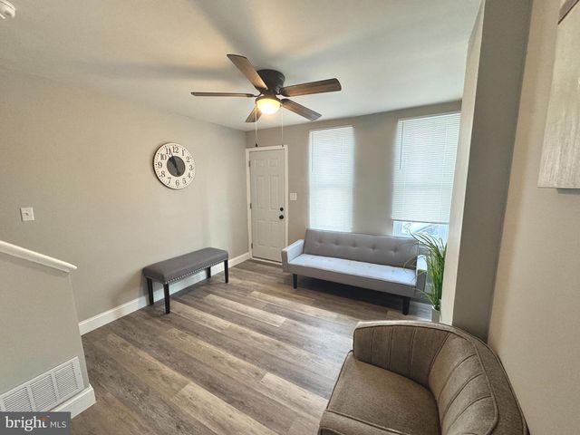 1001 N CHURCH ST, Wilmington, DE 19801