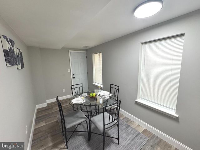 1001 N CHURCH ST, Wilmington, DE 19801