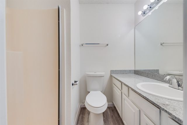 2019 Wilshire Drive, Irving, TX 75061