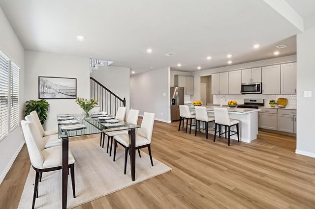 2225 Mustang Way, Seagoville, TX 75159