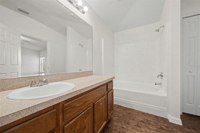 1462 WHOOPING DRIVE, Groveland, FL 34736