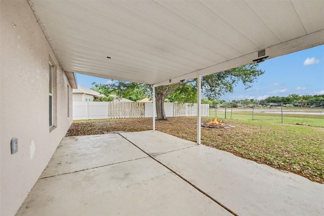1462 WHOOPING DRIVE, Groveland, FL 34736