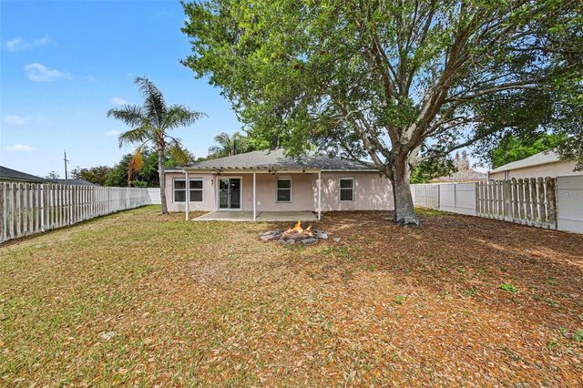 1462 WHOOPING DRIVE, Groveland, FL 34736