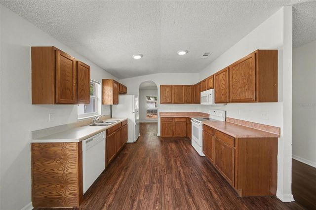 1462 WHOOPING DRIVE, Groveland, FL 34736