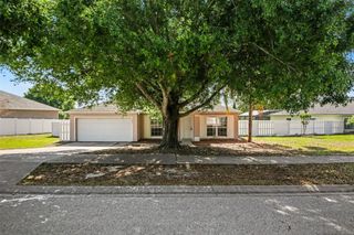 1462 WHOOPING DRIVE, Groveland, FL 34736