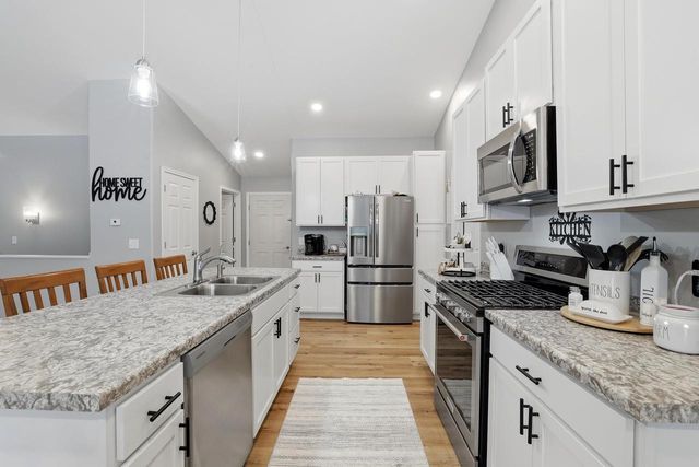 831 FAIRWAY DRIVE, Mosinee, WI 54455