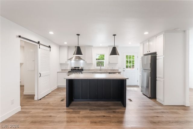 5868 East Carey Avenue, Las Vegas, NV 89156