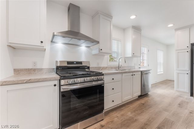 5868 East Carey Avenue, Las Vegas, NV 89156