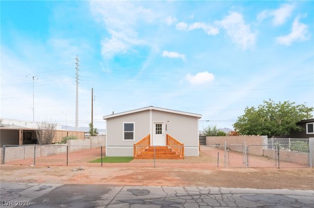 5868 East Carey Avenue, Las Vegas, NV 89156
