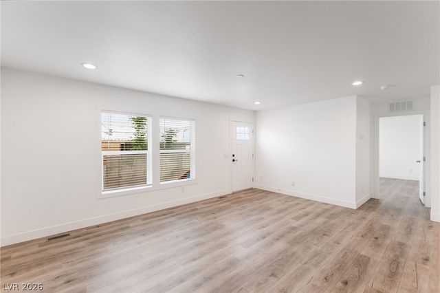 5868 East Carey Avenue, Las Vegas, NV 89156