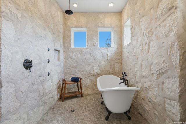 10033 KENDALL CYN, San Antonio, TX 78255