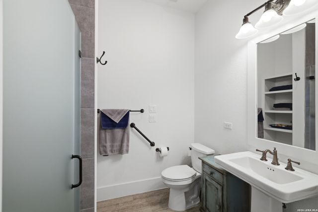 10033 KENDALL CYN, San Antonio, TX 78255