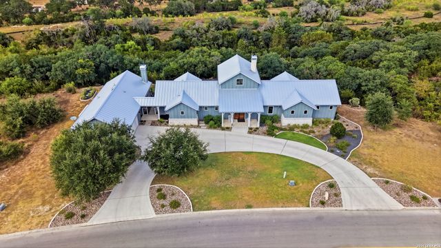 10033 KENDALL CYN, San Antonio, TX 78255