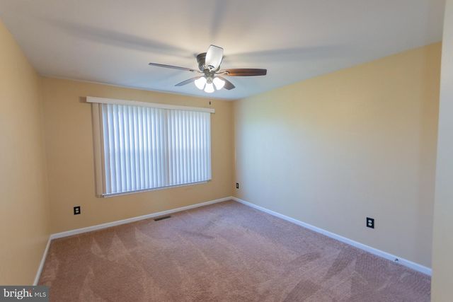 103 LACOSTA BLVD, Martinsburg, WV 25405