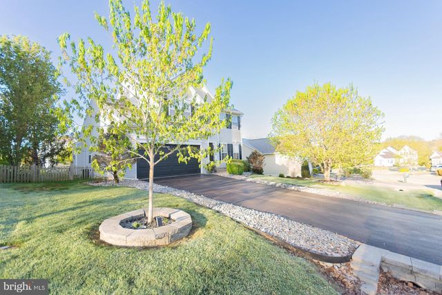 103 LACOSTA BLVD, Martinsburg, WV 25405