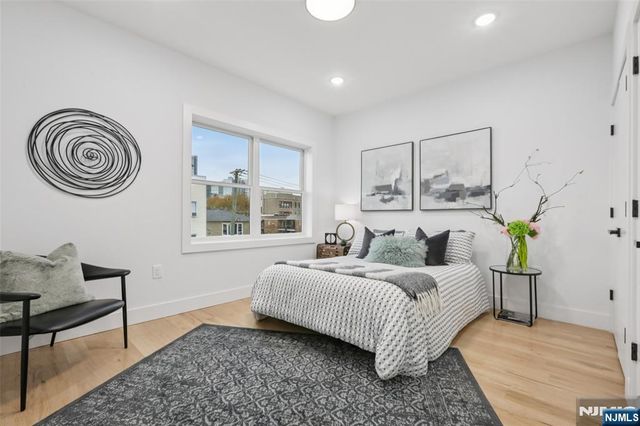 78 Beacon Avenue 2, Jersey City, NJ 07306