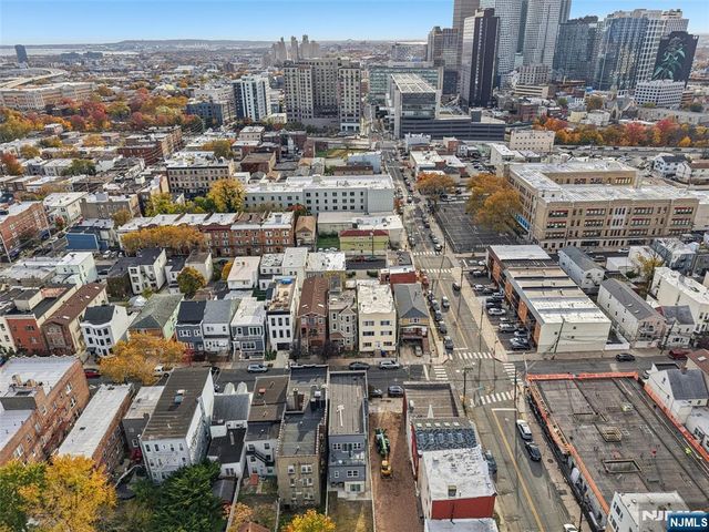 78 Beacon Avenue 2, Jersey City, NJ 07306