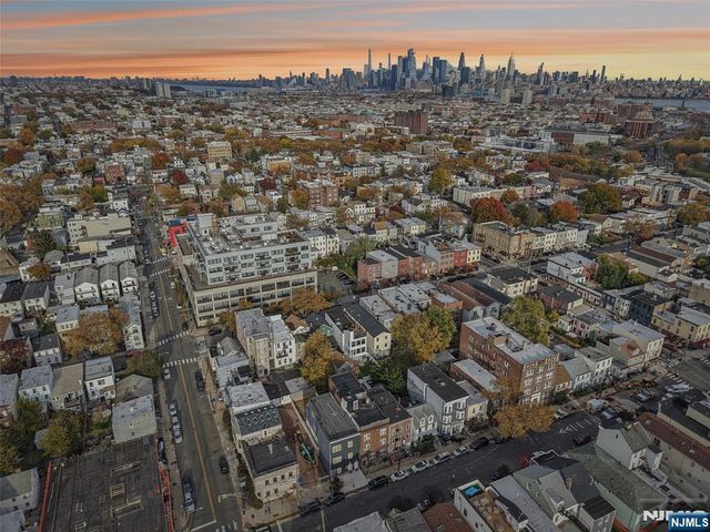 78 Beacon Avenue 2, Jersey City, NJ 07306