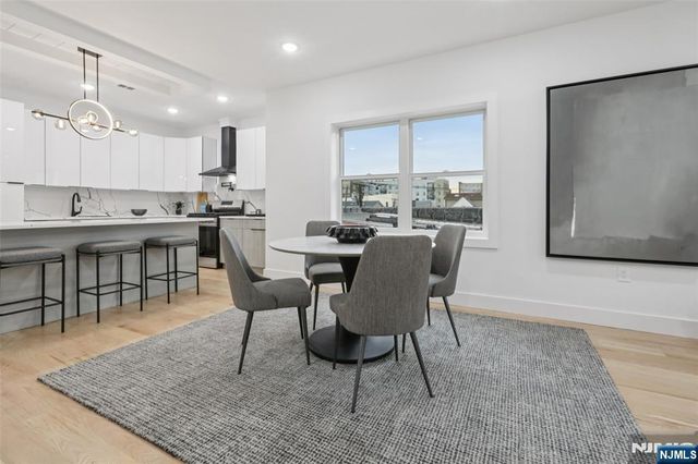 78 Beacon Avenue 2, Jersey City, NJ 07306