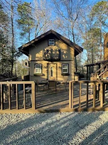 145 Norfolk, Livingston, TX 77351