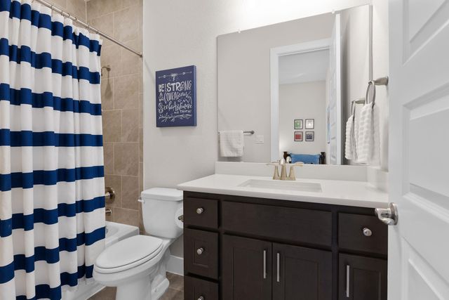 208 Rosetta LOOP, Liberty Hill, TX 78642