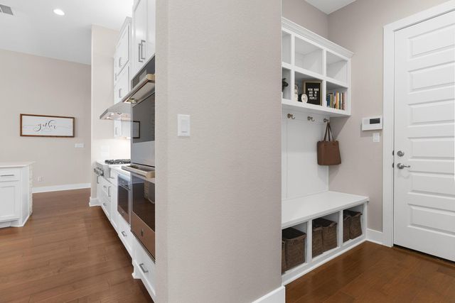 208 Rosetta LOOP, Liberty Hill, TX 78642