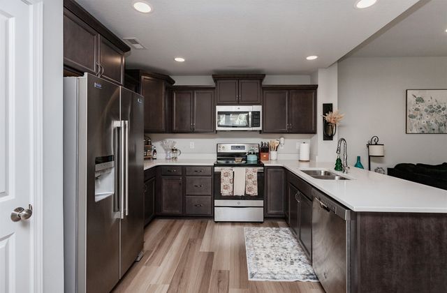 700 Nantucket Place, Norwalk, IA 50211