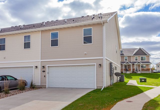 700 Nantucket Place, Norwalk, IA 50211