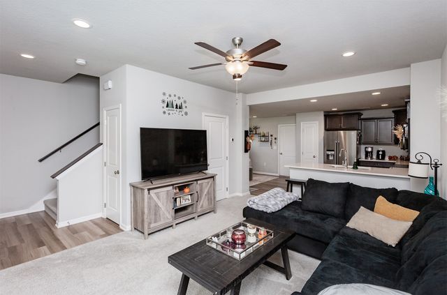 700 Nantucket Place, Norwalk, IA 50211