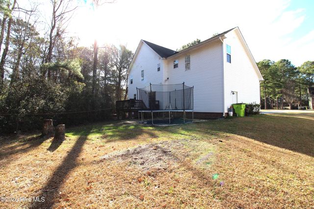 109 Forest Lane, Swansboro, NC 28584