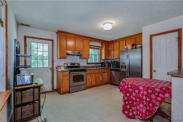 26037 NW Sussex Dr, Sussex, VA 23890