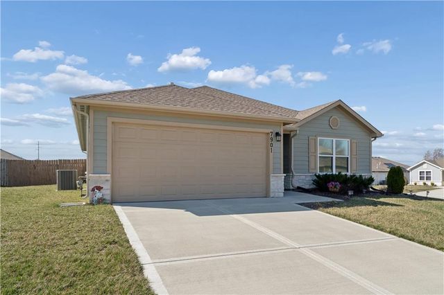 7901 SE 6th Street, Blue Springs, MO 64014