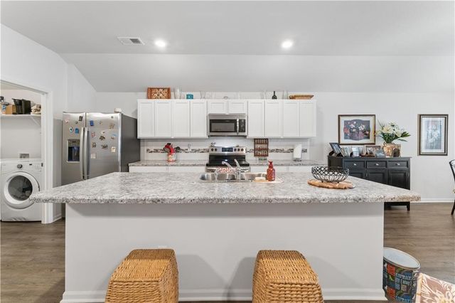 7901 SE 6th Street, Blue Springs, MO 64014