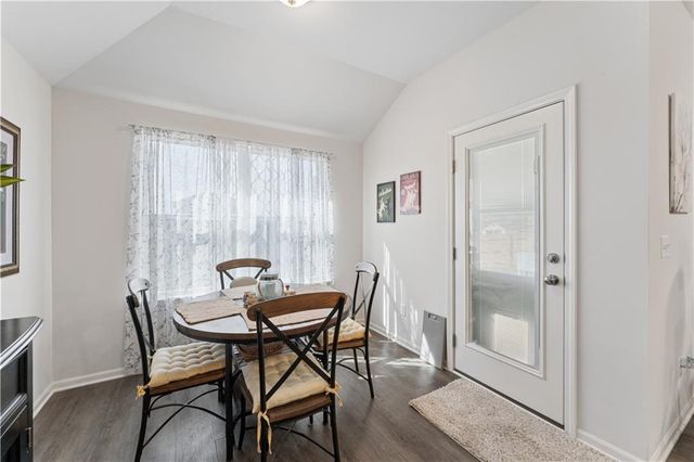 7901 SE 6th Street, Blue Springs, MO 64014