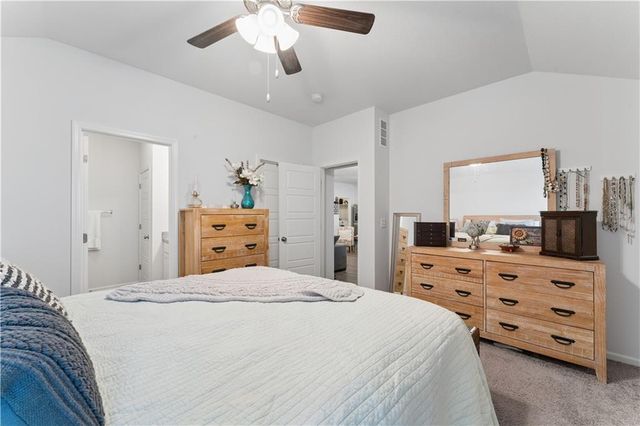 7901 SE 6th Street, Blue Springs, MO 64014