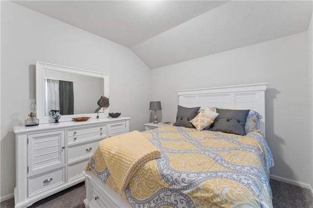 7901 SE 6th Street, Blue Springs, MO 64014